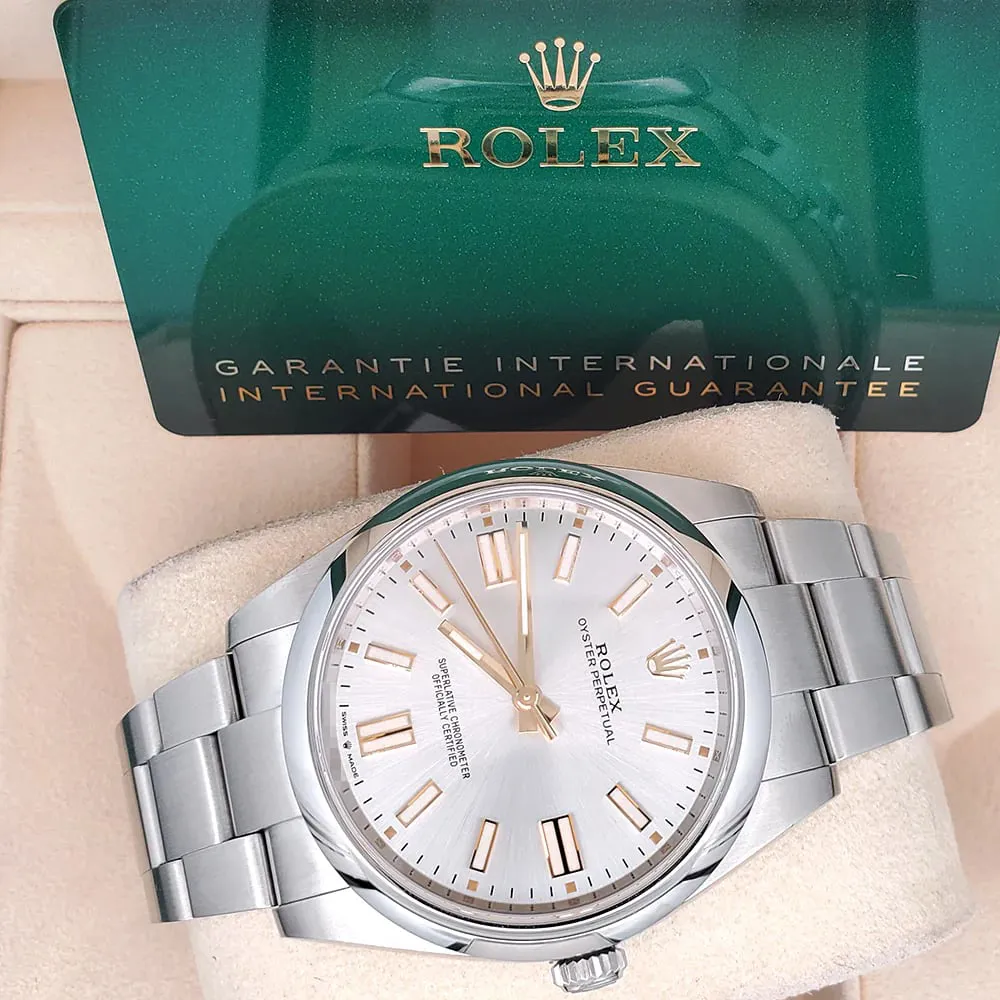 Rolex Oyster Perpetual 124300-0001 41mm Oystersteel Silver