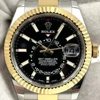 Rolex Sky-Dweller 326933-0002 Yellow gold Black