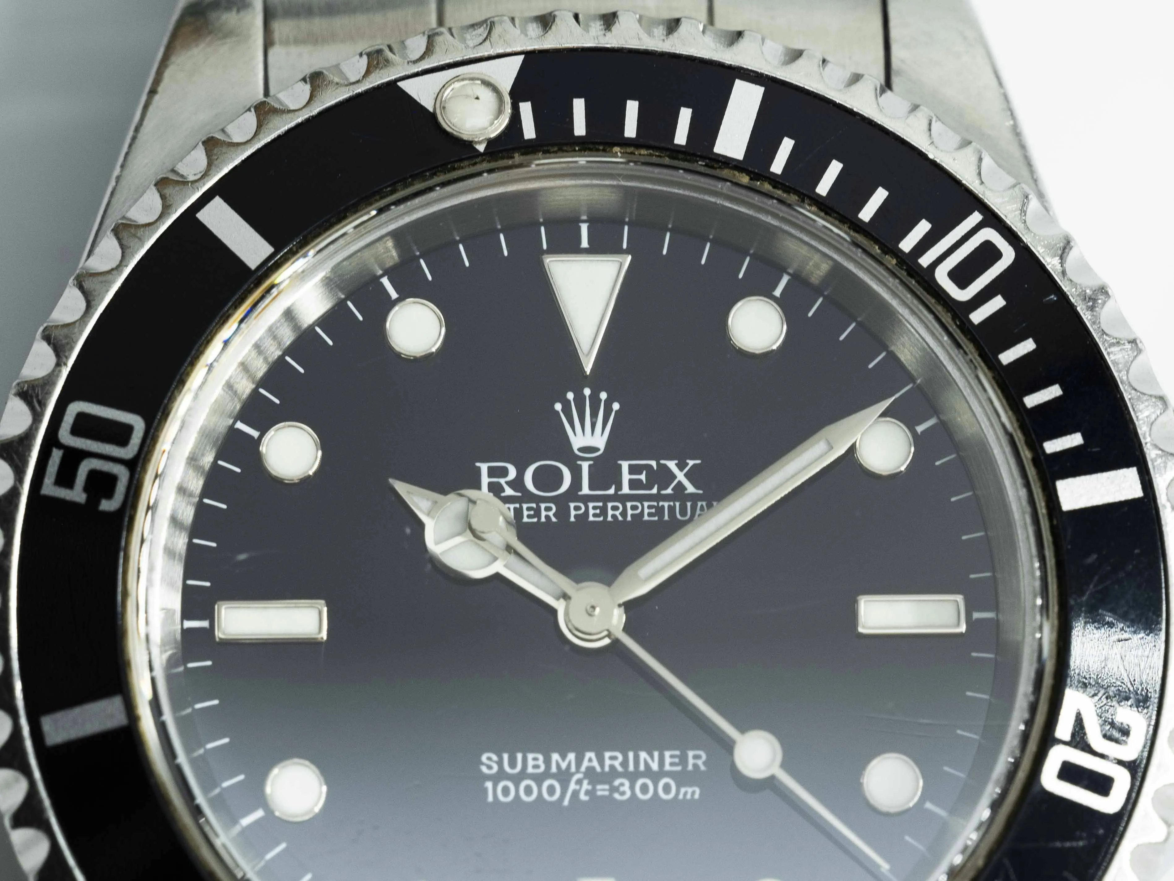 Rolex Submariner 14060M 40mm Stainless steel Black 16