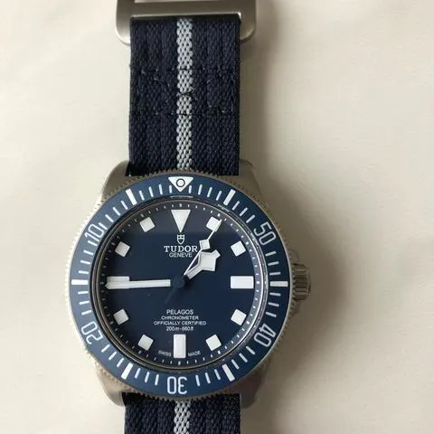 Tudor Pelagos M25707B/21-0001 42mm Titanium Blue 4