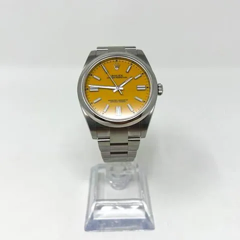 Rolex Oyster Perpetual 41 124300 41mm Stainless steel Yellow 1