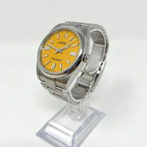 Rolex Oyster Perpetual 41 124300 41mm Stainless steel Yellow 3