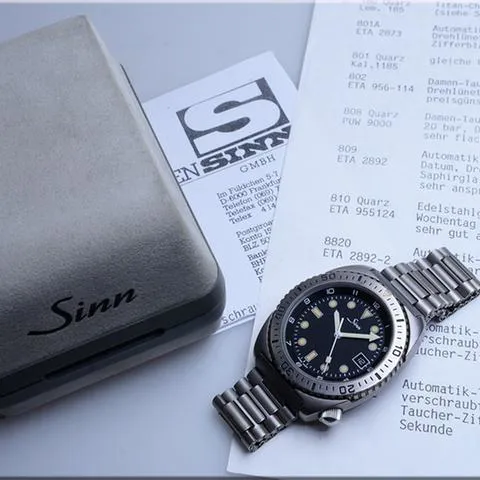 Sinn 8820 40mm Titanium Silver 13