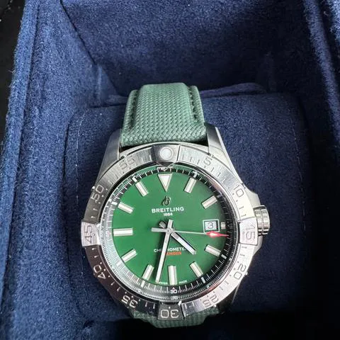 Breitling Avenger A17328101L1X1 42mm Stainless steel Green