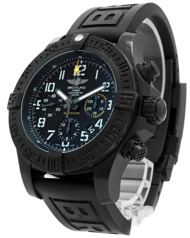 Breitling Avenger XB0170 45mm Breitlight 1