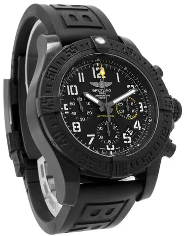 Breitling Avenger XB0170 45mm Breitlight 2