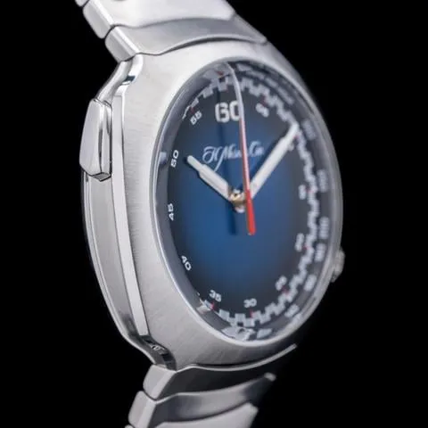 H. Moser & Cie. Streamliner 6902-1201 42.5mm Stainless steel Blue 1