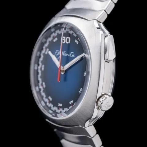 H. Moser & Cie. Streamliner 6902-1201 42.5mm Stainless steel Blue 2