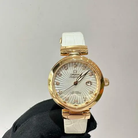 Omega De Ville 425.63.34.20.55.001 34mm Rose gold White