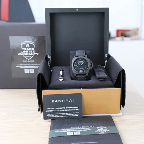 Panerai Luminor GMT Automatic PAM 01661 44mm Carbon fiber Black 6