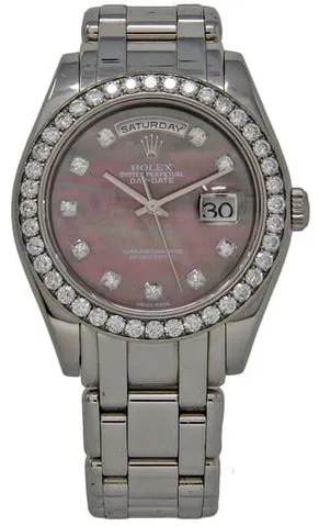 Rolex Day-Date 18946 39mm Platinum Mother-of-pearl