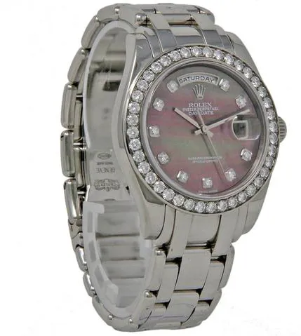 Rolex Day-Date 18946 39mm Platinum Mother-of-pearl 3