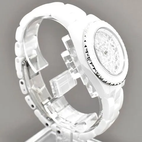 Chanel J12 H7990 33mm Ceramic White 3