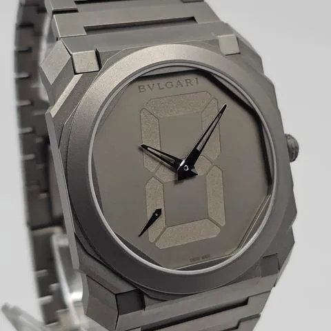 Bulgari Octo 103569 40mm Titanium Gray