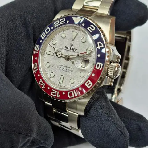 Rolex GMT-Master II 126719BLRO 40mm White gold Gray 3