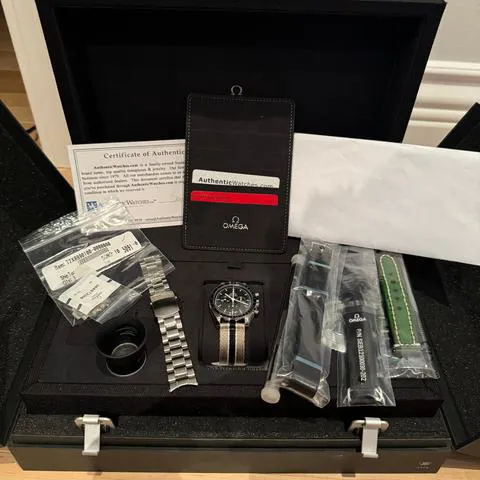 Omega Speedmaster Moonwatch 311.30.42.30.01.005 42mm Stainless steel Black 11