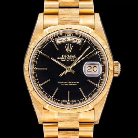 Rolex Day-Date 36 18248 36mm Yellow gold Black