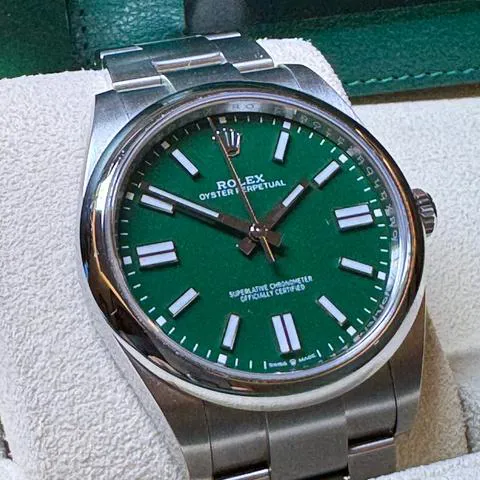 Rolex Oyster Perpetual 41 124300 41mm Stainless steel Green 5