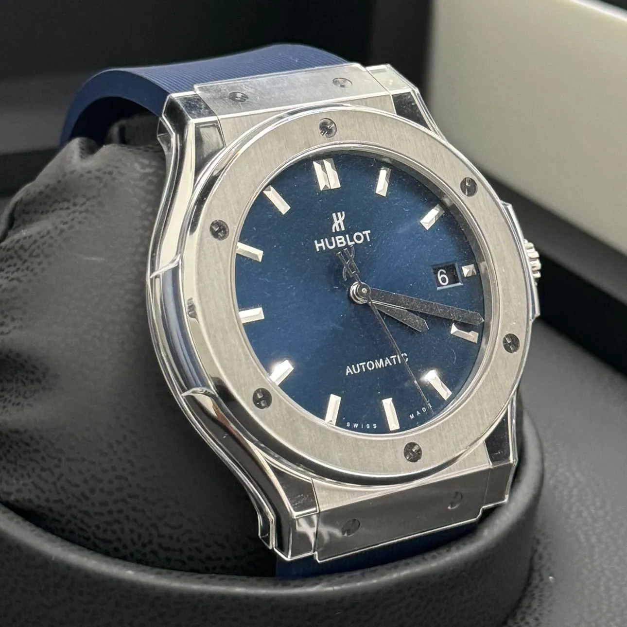 Hublot Classic Fusion 511.NX.7170.RX 45mm Titanium Blue 2