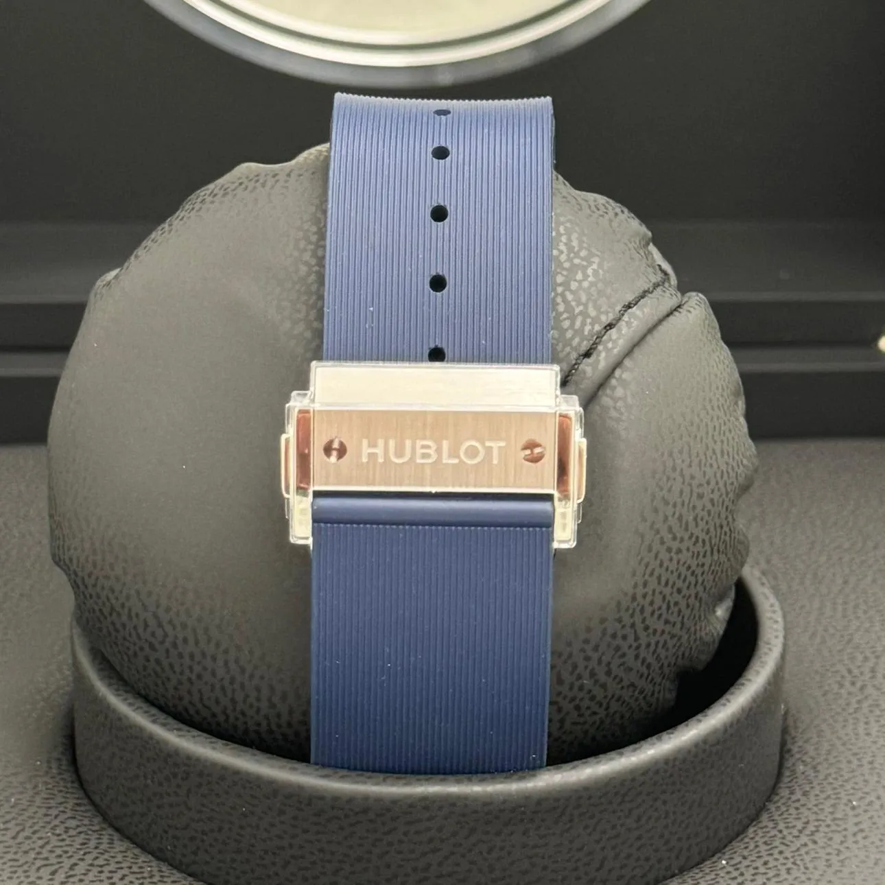 Hublot Classic Fusion 511.NX.7170.RX 45mm Titanium Blue 6