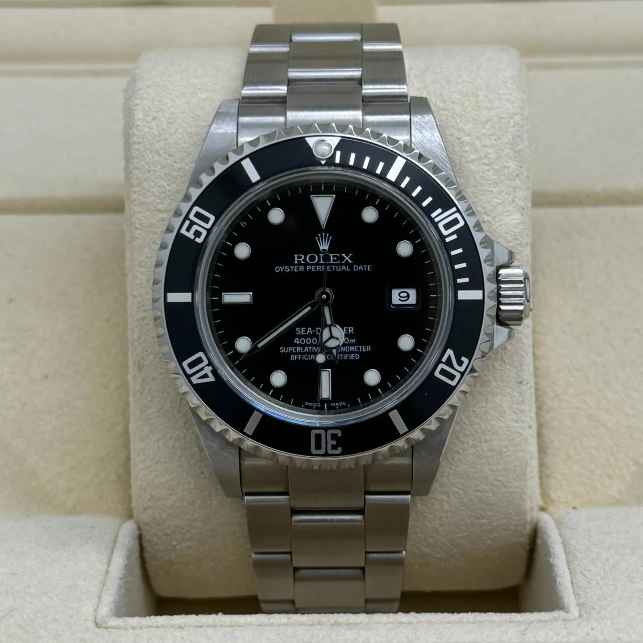 Rolex Sea-Dweller 16600 40mm Stainless steel Black