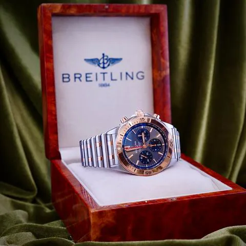 Breitling Chronomat UB0134101B1U1 42mm Yellow gold and Stainless steel Gray 2