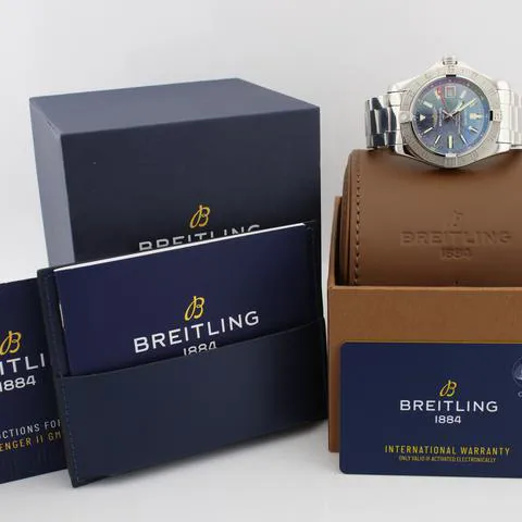 Breitling Avenger A32390 43mm Stainless steel Mother-of-pearl 11