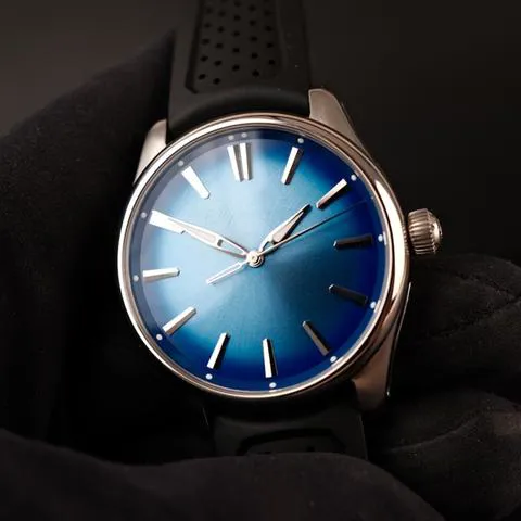 H. Moser & Cie. Pioneer 3200-1217 40mm Stainless steel Blue