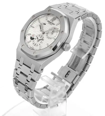 Audemars Piguet Royal Oak 26120ST.OO.1220ST.01 39mm Stainless steel Silver 1