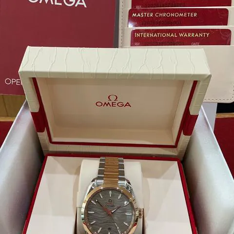 Omega Aqua Terra 220.20.38.20.06.001 38mm Yellow gold and Stainless steel Gray