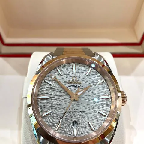 Omega Aqua Terra 220.20.38.20.06.001 38mm Yellow gold and Stainless steel Gray 1