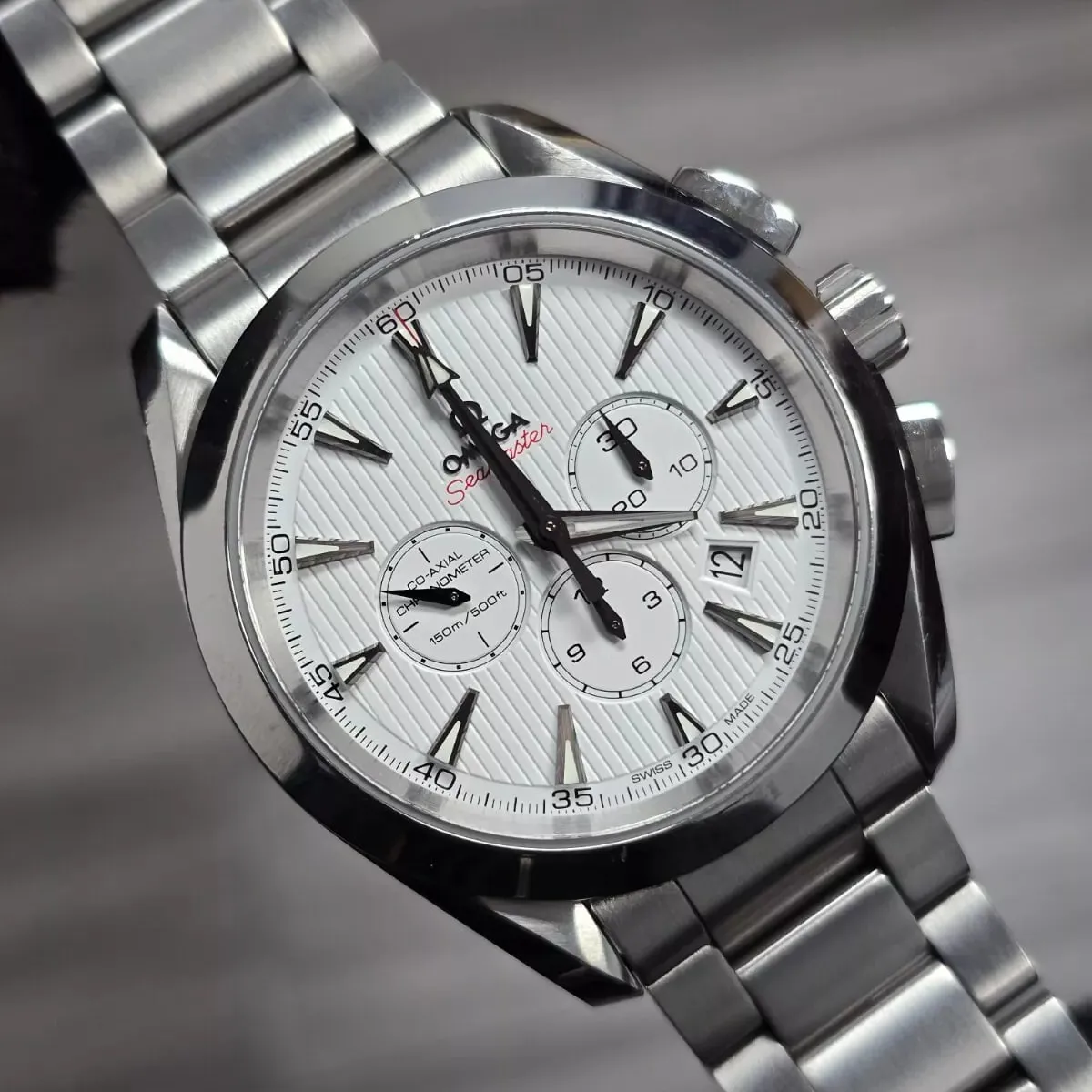 Omega Aqua Terra 231.10.44.50.04.001 44mm Stainless steel White