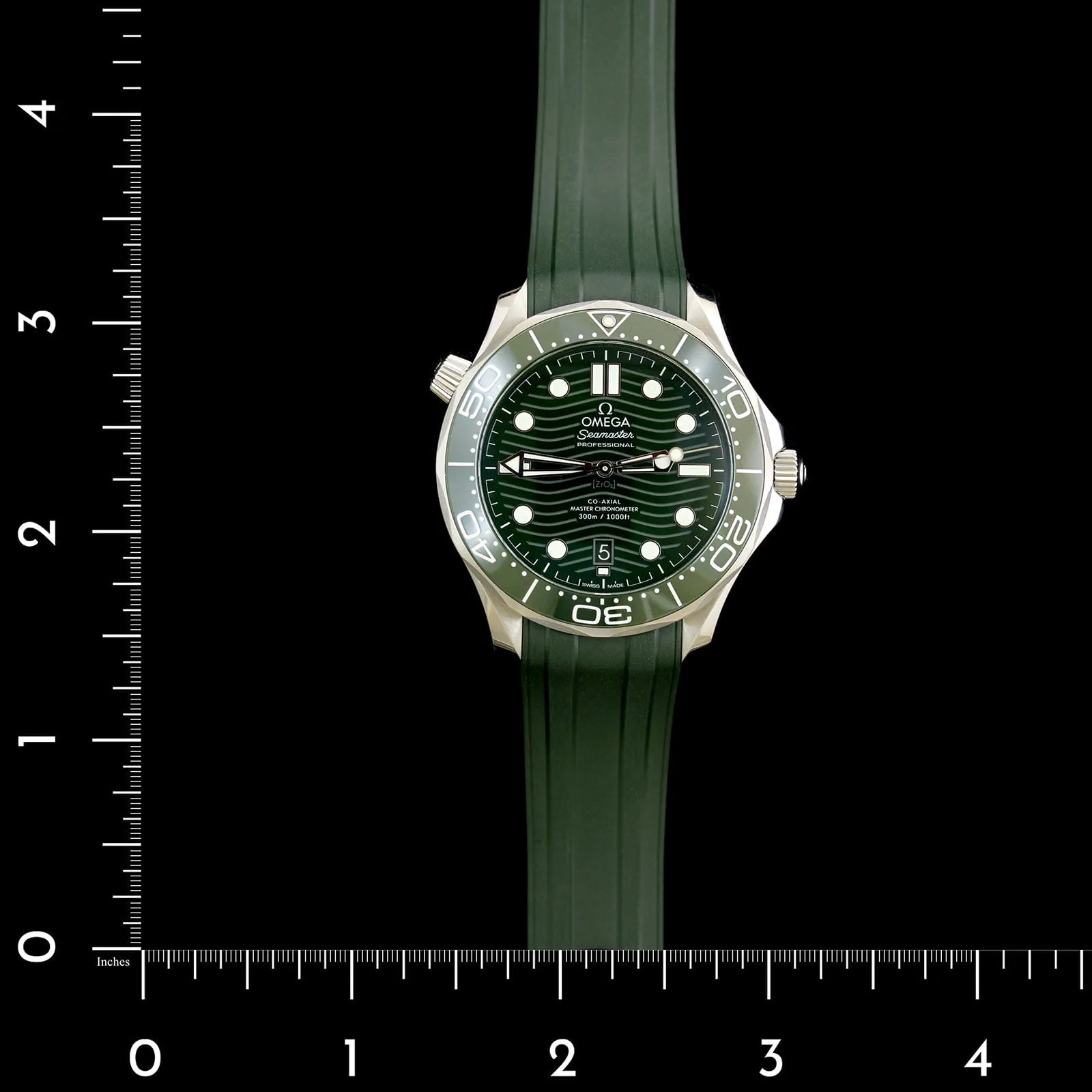 Omega Seamaster Diver 300M Stainless steel Green 4