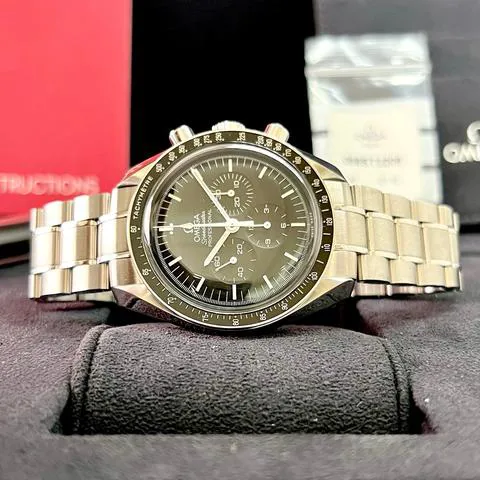 Omega Speedmaster Moonwatch 311.30.42.30.01.005 42mm Stainless steel Black 10