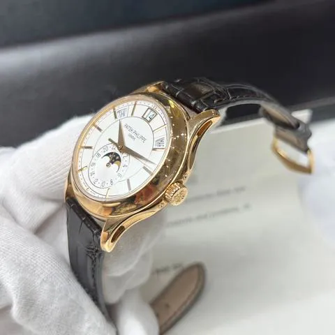 Patek Philippe Annual Calendar 5205R-001 40mm Rose gold White 2