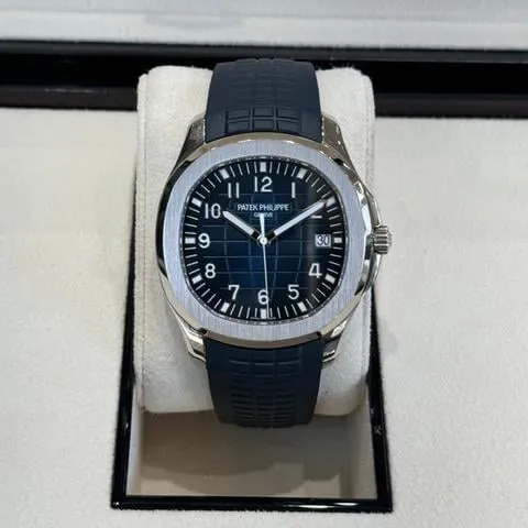 Patek Philippe Aquanaut 5168G-001 42mm White gold Blue