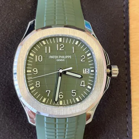 Patek Philippe Aquanaut 5168G-010 White gold Green