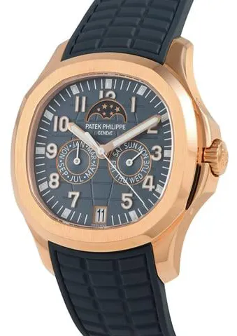 Patek Philippe Aquanaut 5261R-001 40mm Rose gold Blue 1