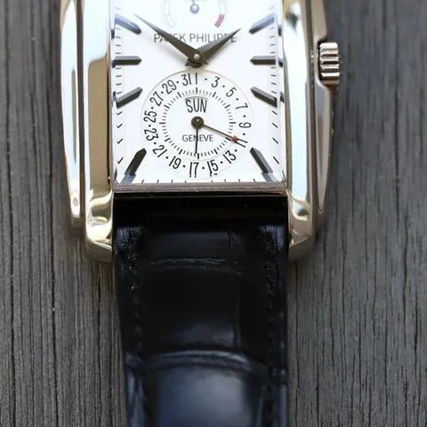 Patek Philippe Gondolo 5200G-010 32.5mm White gold White 10