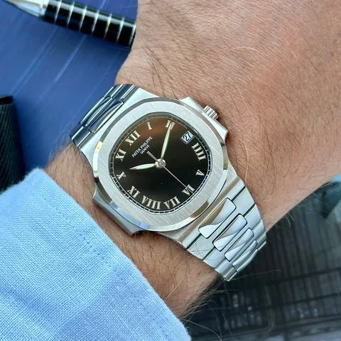 Patek Philippe Nautilus 3800/1A-001 37mm Stainless steel Black 1