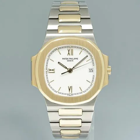 Patek Philippe Nautilus 3800 37mm Yellow gold White 1