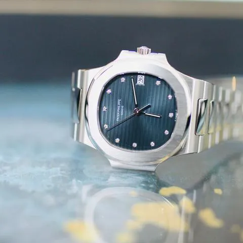 Patek Philippe Nautilus 3800 37mm Stainless steel Blue 2