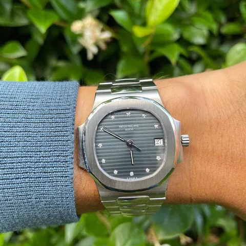 Patek Philippe Nautilus 3800 37mm Stainless steel Blue 14