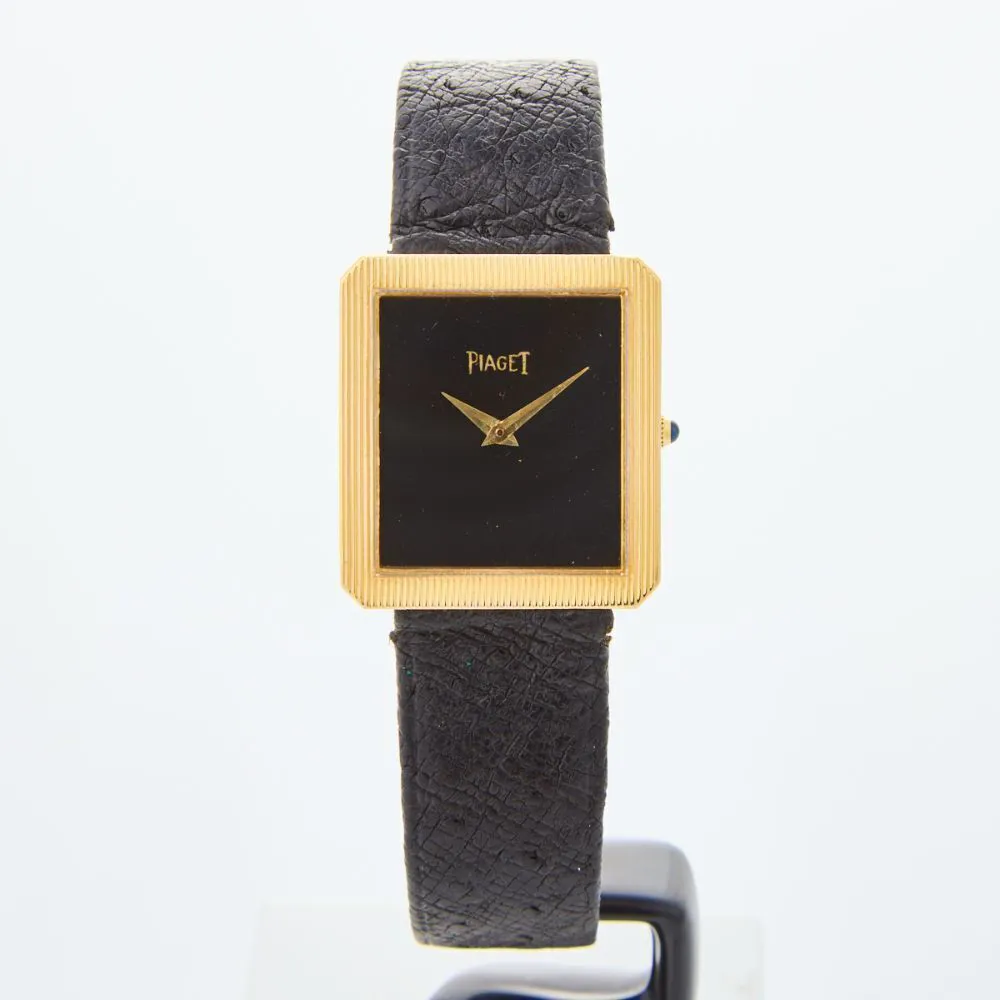 Piaget Protocole 9154 25mm 18k yellow gold Black