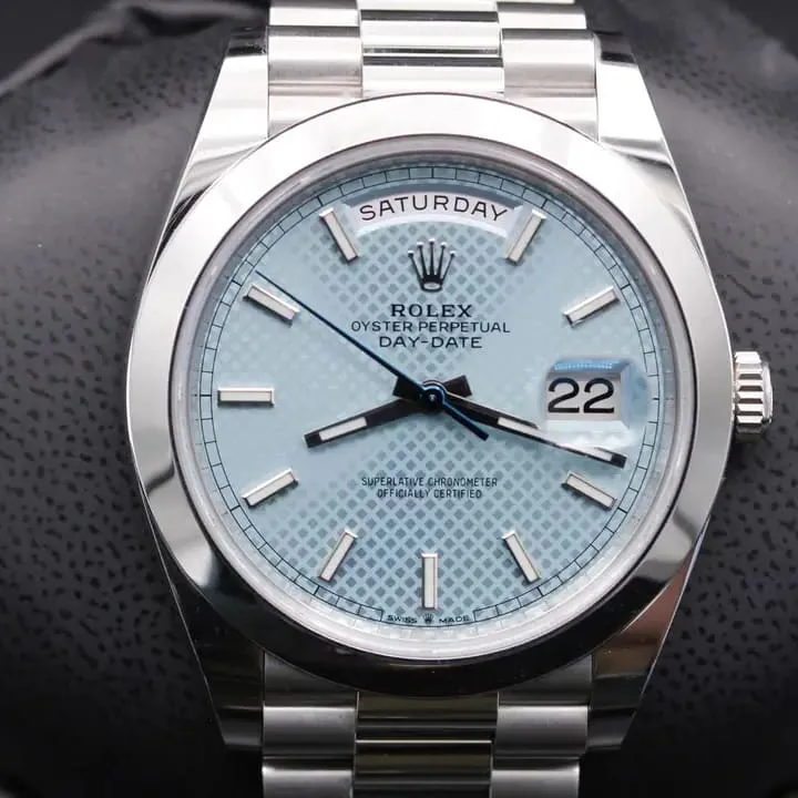 Rolex Day-Date 40 228206-0004 40mm Platinum Blue