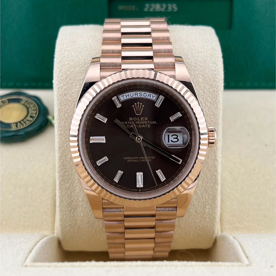 Rolex Day-Date 40 228235-0003 40mm Everose gold Brown