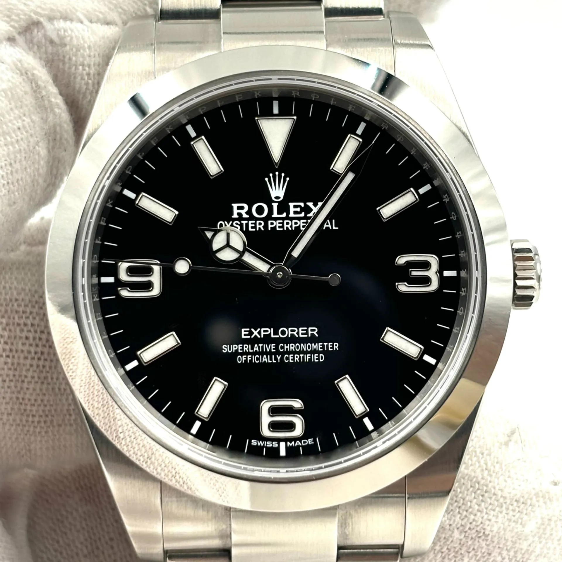 Rolex Explorer 214270-0003 39mm Stainless steel Black