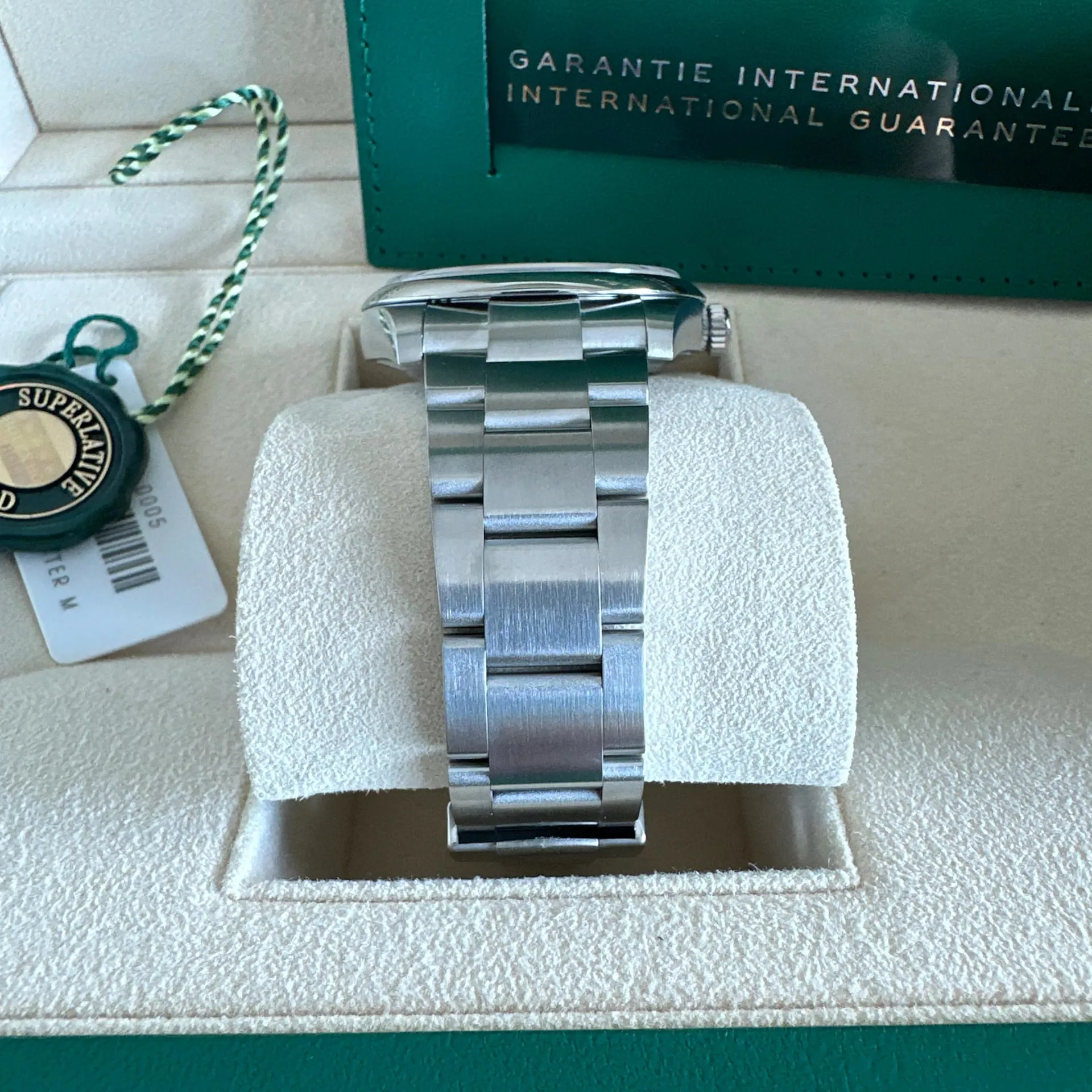 Rolex Oyster Perpetual 124300-0005 41mm Oystersteel Green 5