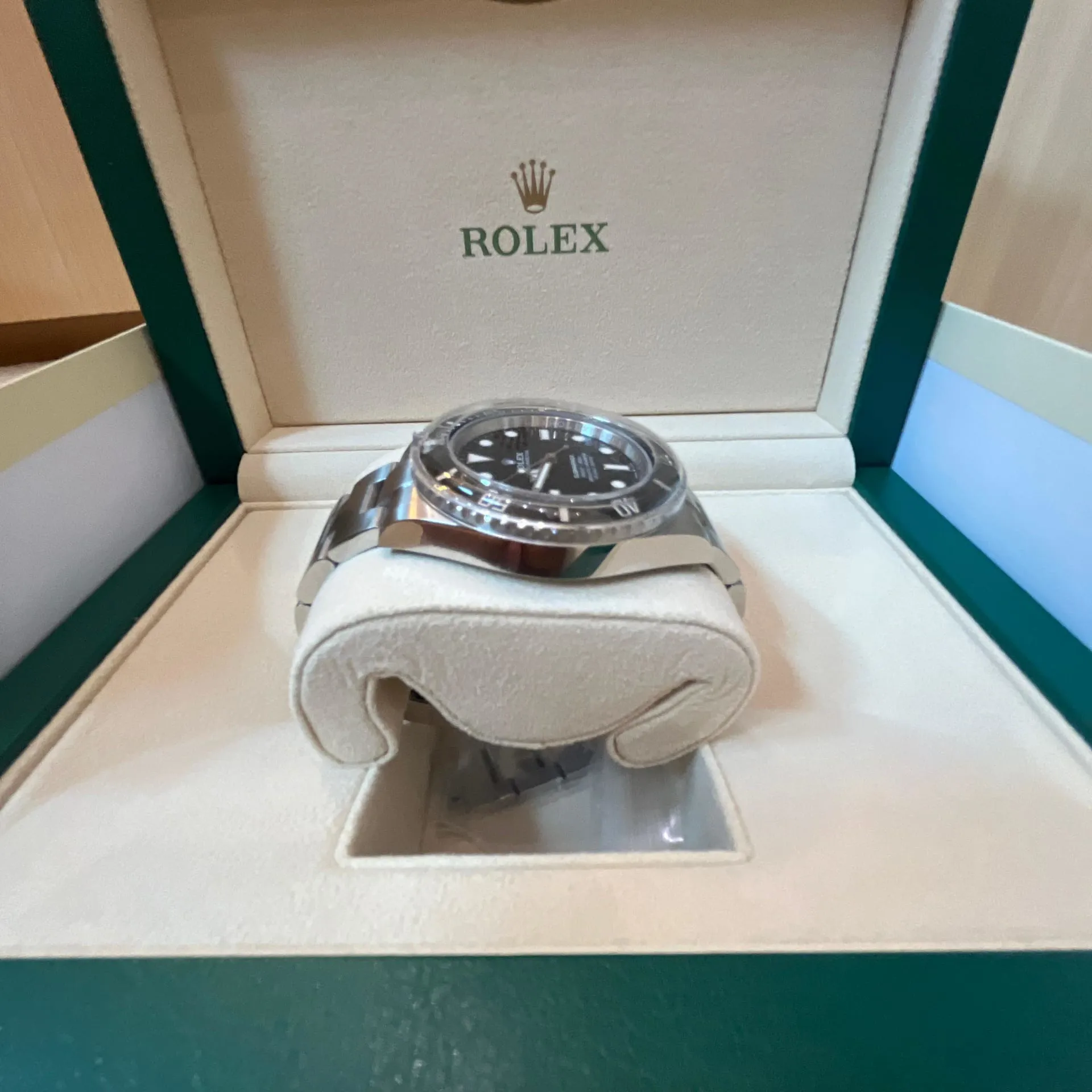 Rolex Submariner 124060-0001 41mm Oystersteel Black 2