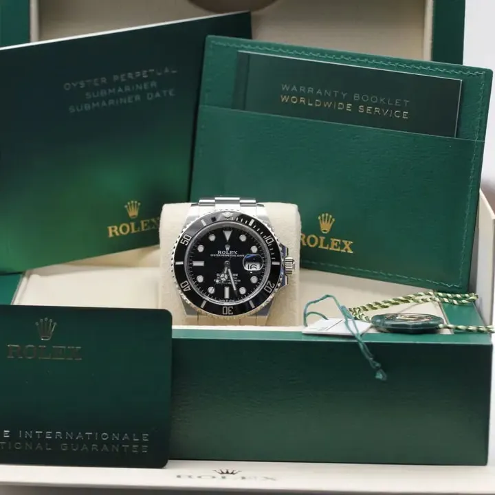 Rolex Submariner 126610LN-0001 41mm Oystersteel Black 7